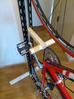 cycle stand_5.jpg